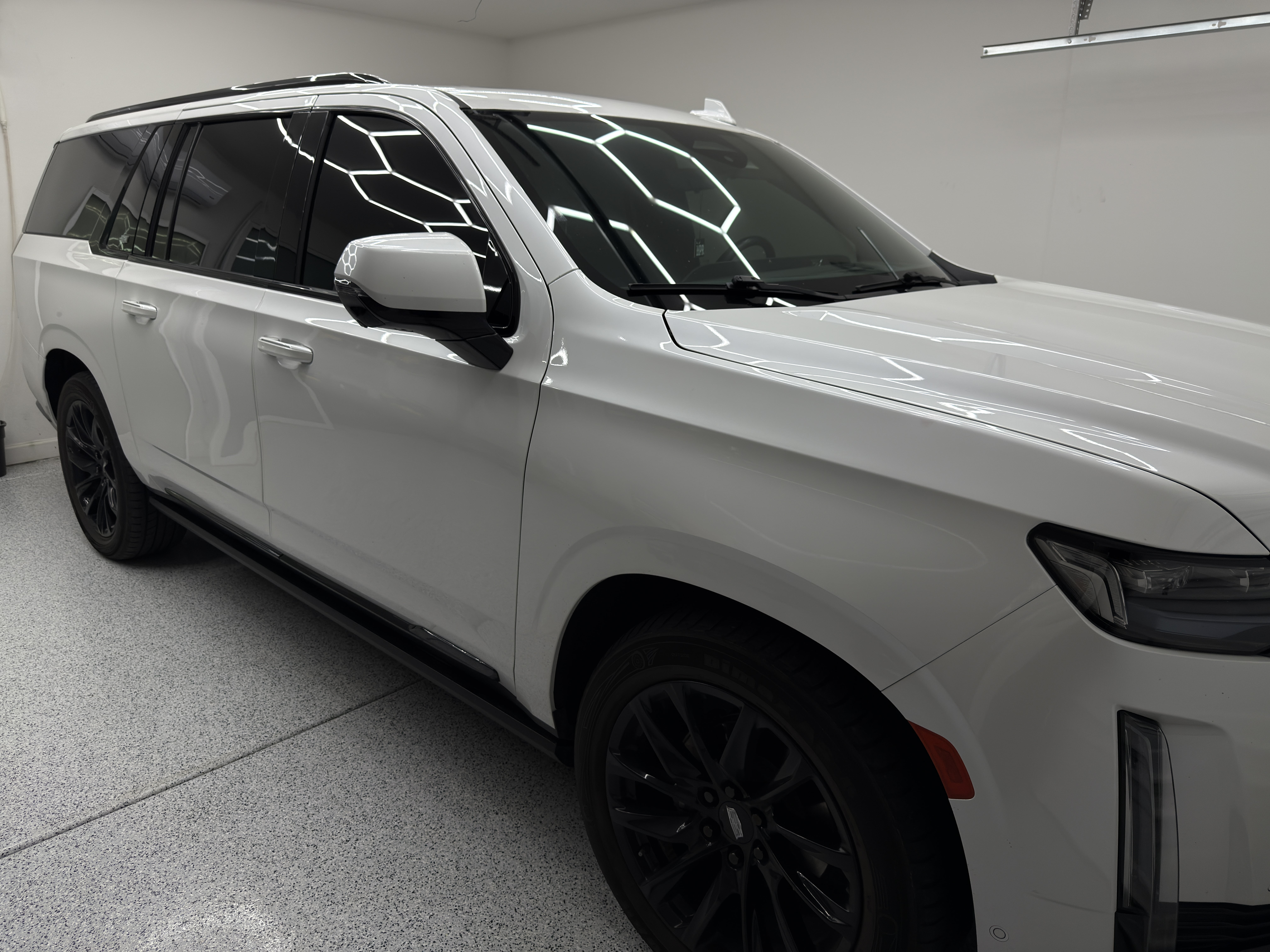 cadillac-escalade-ceramic-window-tint-installation